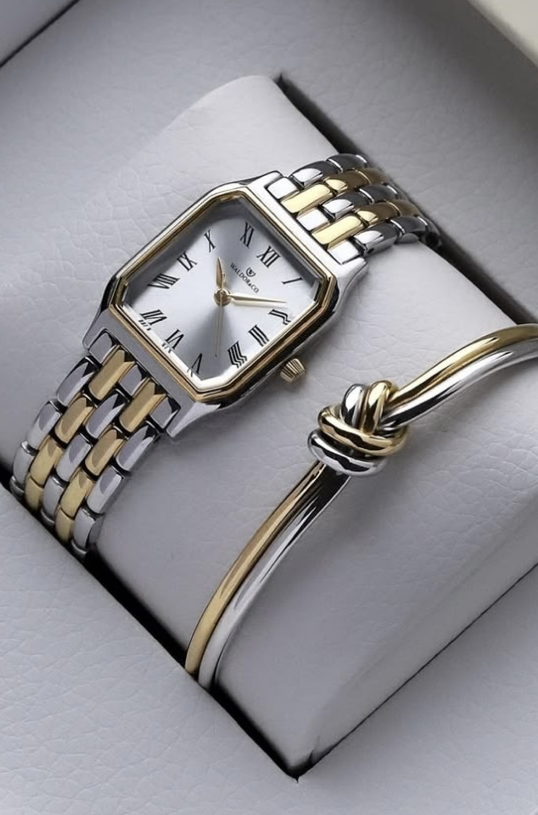 ساعت و اکسسوری